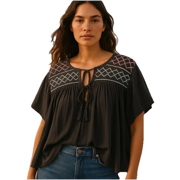 FREE PEOPLE Gray Embroidered Oversized Flare Crop Top Sz S - Picture 1 of 10